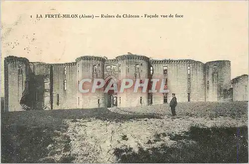 Ansichtskarte AK La Ferte Milon (Aisne) Ruines du Chateau Facade vue de face