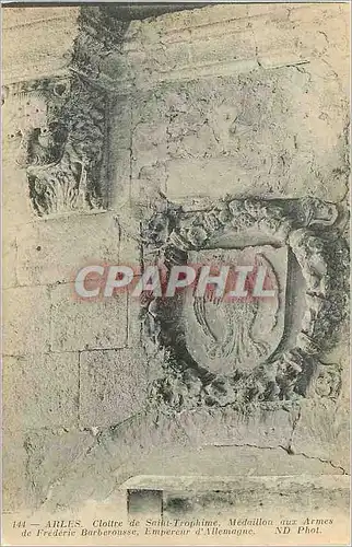Cartes postales Arles Cloitre de Saint Trophime Medaillon aux Armes de Frederic Barberousse
