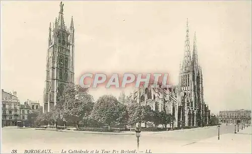 Cartes postales Bordeaux La Cathedrale et la Tour