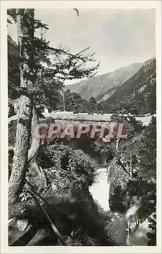 Cartes postales moderne Environs de Cauterets (Htes Pyrenees) Le Pont d'Espagne