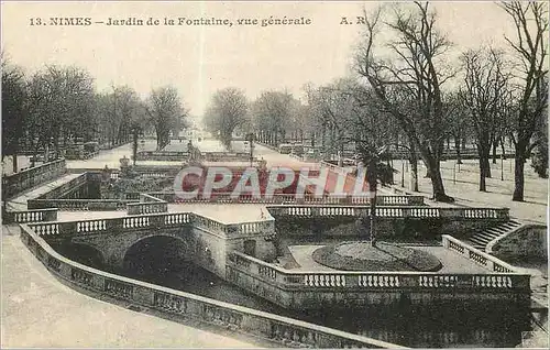 Cartes postales Nimes Le Jardin de la Fontaine Vue Generale