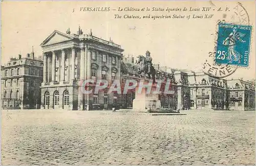 Cartes postales Versailles Le Chateau et la Statue Equestre de Louis XIV