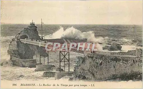 Ansichtskarte AK Biarritz Le Rocher de la Vierge par Gros Temps