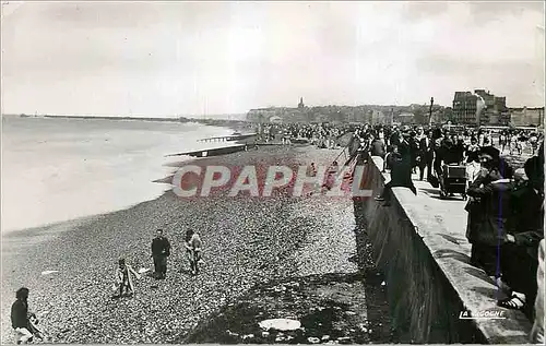 Cartes postales moderne Dieppe (Seine Inferieure) la Plage et la Digue