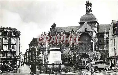 Cartes postales moderne Dieppe (S Inf) Statue de Duquesne et l'Eglise St Jacques Automobile