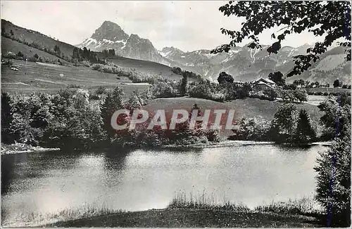 Cartes postales moderne Environs de Bernex (Haute Savoie) le Lac de la Beunaz et la Dent d'Oche (2 225m)