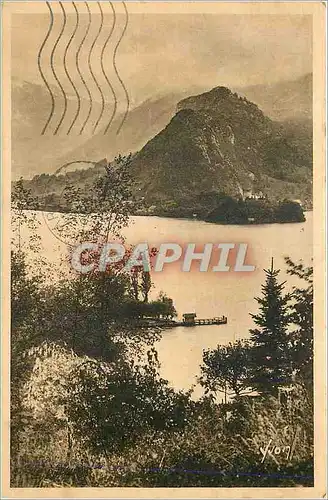 Ansichtskarte AK Annecy et son Lac (Haute Savoie) le Roc de Chere et l'Embarcadere de Talloires