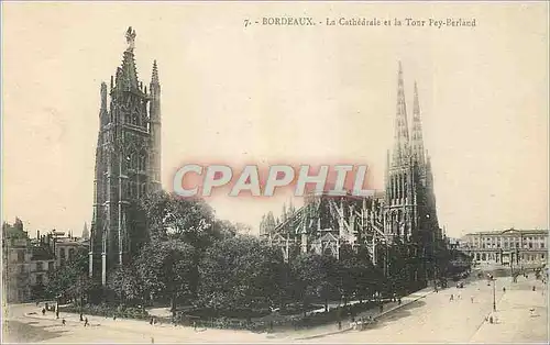 Cartes postales Bordeaux La Cathedrale et la Tour Pey Berland