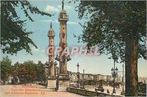 Cartes postales Bordeaux Place des Quinconces Les Colonnes Rostrales