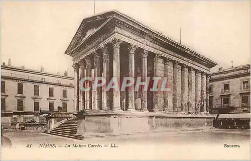 Cartes postales Nimes La Maison Carree