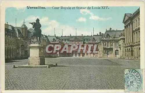 Cartes postales Versailles Cour Royale et Statue de Louis XIv