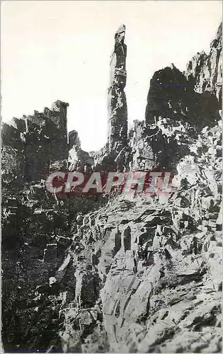 Cartes postales moderne Pic du Canigou alt 2785 m Cote Sud La cheminee avec son Clocher et son aiguille