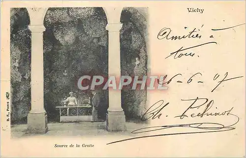 Ansichtskarte AK Vichy Source de la Grotte (carte 1900)