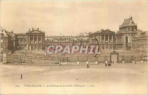 Cartes postales Versailles Le Chateau et la Grille d'Honneur