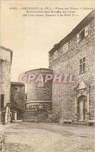 Cartes postales Gourdon (A M) Place du Vieux Chateau Excursion aux Gorges du Loup