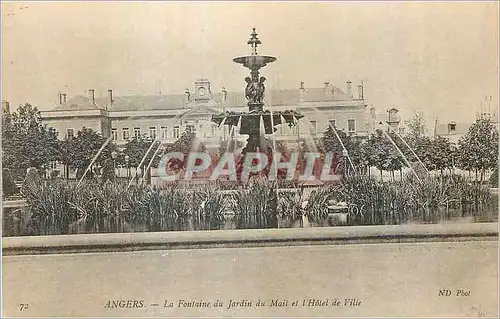 Cartes postales Angers la Fontaine du Jardin du Mail et l'Hotel de Ville