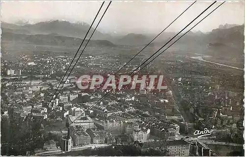 Cartes postales moderne Les Belles Alpes Francaises Teleferique de la Bastille Purs eclive sur la ville