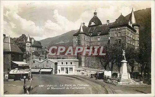 Cartes postales moderne Vizille La Place du Chateau et Monument du Centenaire