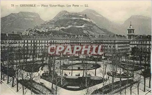 Ansichtskarte AK Grenoble Place Victor Hugo Les Forts