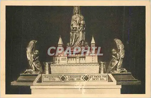 Cartes postales Statue Reliquaire de N Dame de Verdun bronze dore realisation de la Maison Brunet La Vierge tien