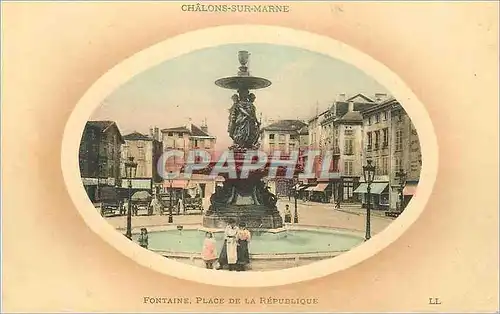 Ansichtskarte AK Chalons Sur Marne Fontaine Place de la Republique