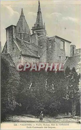 Cartes postales Valognes Vieille Maison Rue de l'Officialite Ecole Communale des Garcons