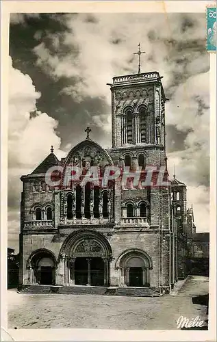 Cartes postales moderne Vezelay (Yonne) Eglise Abbatiale de la Madeleine (XIIe Siecle) La Facade