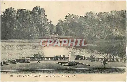 Ansichtskarte AK Fontainebleau Perspective sur l'Etang