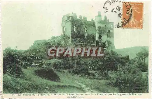 Cartes postales La Vallee de la Sioule Ruines du Chateau Rocher Cote Est