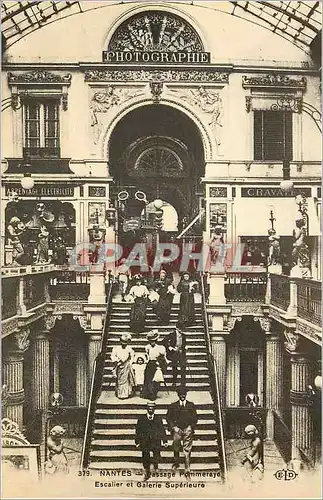 REPRO Nantes Passage Pommeraye Escalier et Galerie Superieure