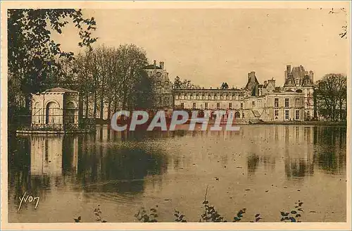 Ansichtskarte AK Fontainebleau (S et M) le Palais l'Etang aux Carpes la Douce France