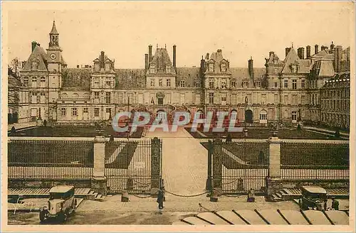 Ansichtskarte AK Fontainebleau (S et M) le Palais Cour des Adieux ou du Cheval Blanc