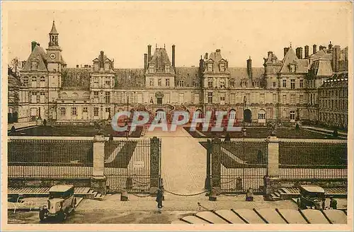 Cartes postales Fontainebleau (S et M) le Palais Cour des Adieux ou du Cheval Blanc