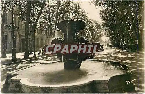 Moderne Karte Aix en Provence La Fontaine des 9 Canons