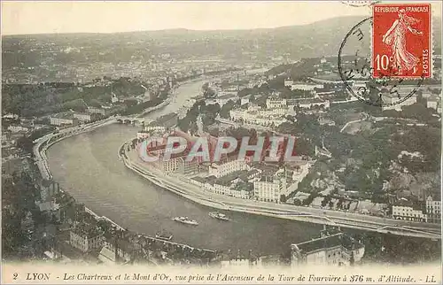 Cartes postales Lyon Les Chartreux et le Mont d'Or Vue prise de l'Ascenseur de la Tour de Fourviere a 376 m d'Al