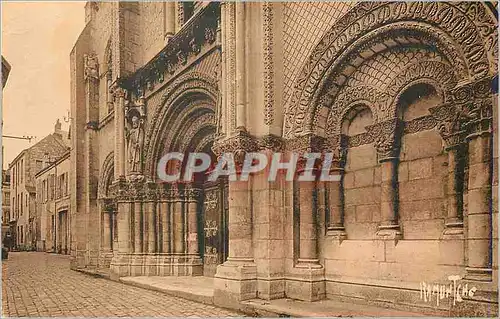 Cartes postales Chatellerault Facade Romane Moderne de l'Eglise Saint Jacques