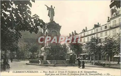 Cartes postales Clermont Ferrand Place Royale et Urbain II
