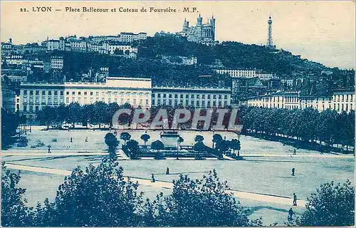 Ansichtskarte AK Lyon Place Bellecour et Coteau de Fourviere