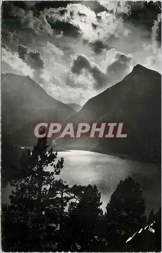 Cartes postales moderne Pau (B P) Vallee d'Aure (H P) Toute la France Crepuscule sur le lac d'Oredon
