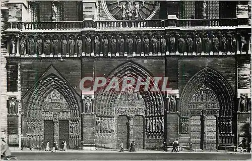 Cartes postales moderne Paris Notre Dame les Trois Portails de la Facade