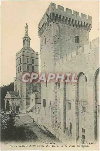 Cartes postales Avignon La Cathedrale Notre Dame des Doms et la Tour Campane