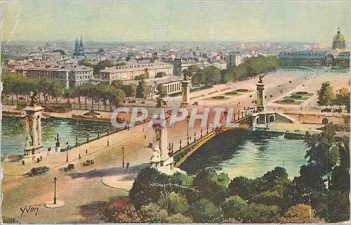 Cartes postales Paris en Flanant Le Pont Alexandre III et L'Esplanade des Invalides