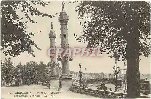 Ansichtskarte AK Bordeaux Place des Quinconces Les Colonnes Rostrales