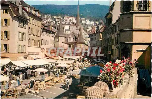 Cartes postales moderne Neuchatel La Place et la Maison des Halles un Jour de Marche