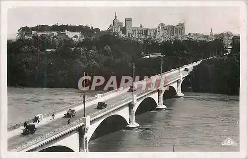 Cartes postales moderne Avignon Le Pont de Villeneuve et le Palais des Papes