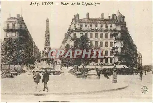 Cartes postales Lyon Place de la Republique