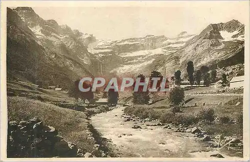 Cartes postales Gavarnie Le Cirque et le Gave