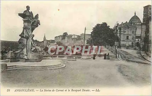 Cartes postales Angouleme La Statue de Carnot et le Rempart Desaix