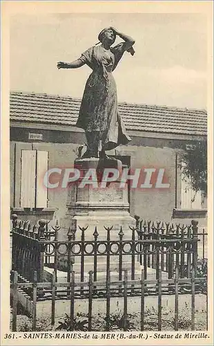 Cartes postales Saintes Maries de la Mer (B du R) Statue de Mireille