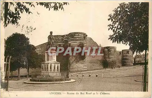 Cartes postales Angers Statue du Roi Rene et le Chateau